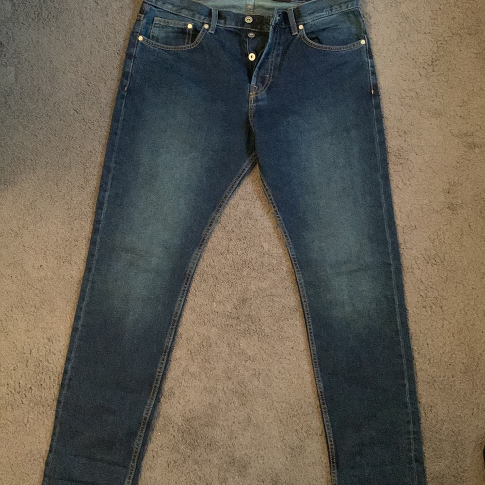H&M Slim Tapered Jeans. Size 34/32